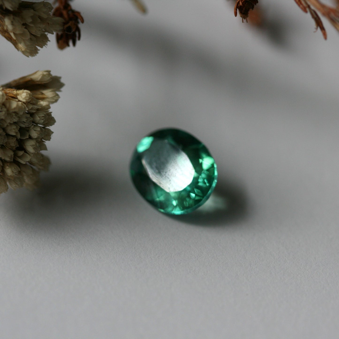 3.9ct Blue Topaz - Oval Cut - 11x8.9mm