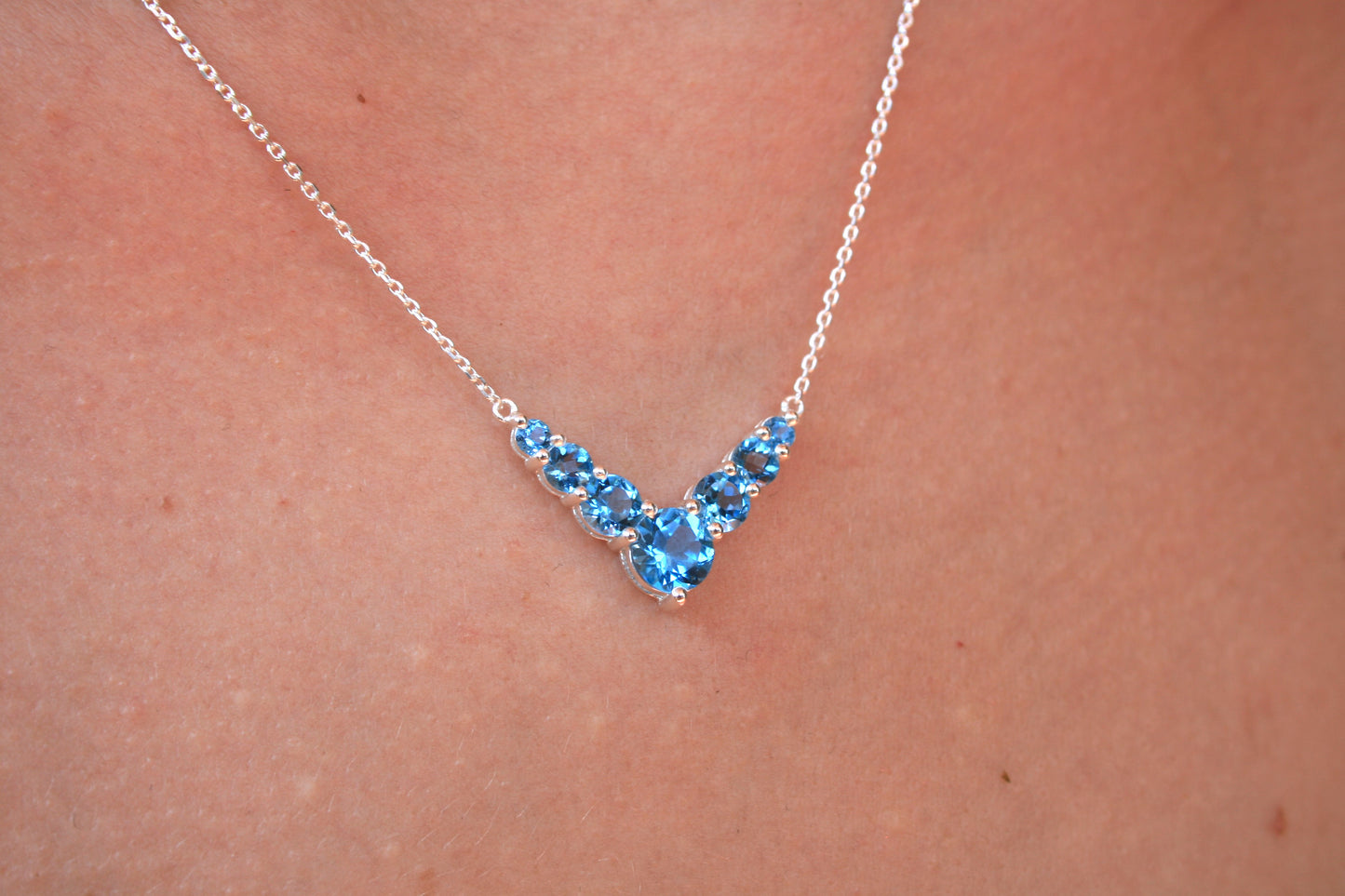 45cm Silver & Swiss Blue Topaz Necklace