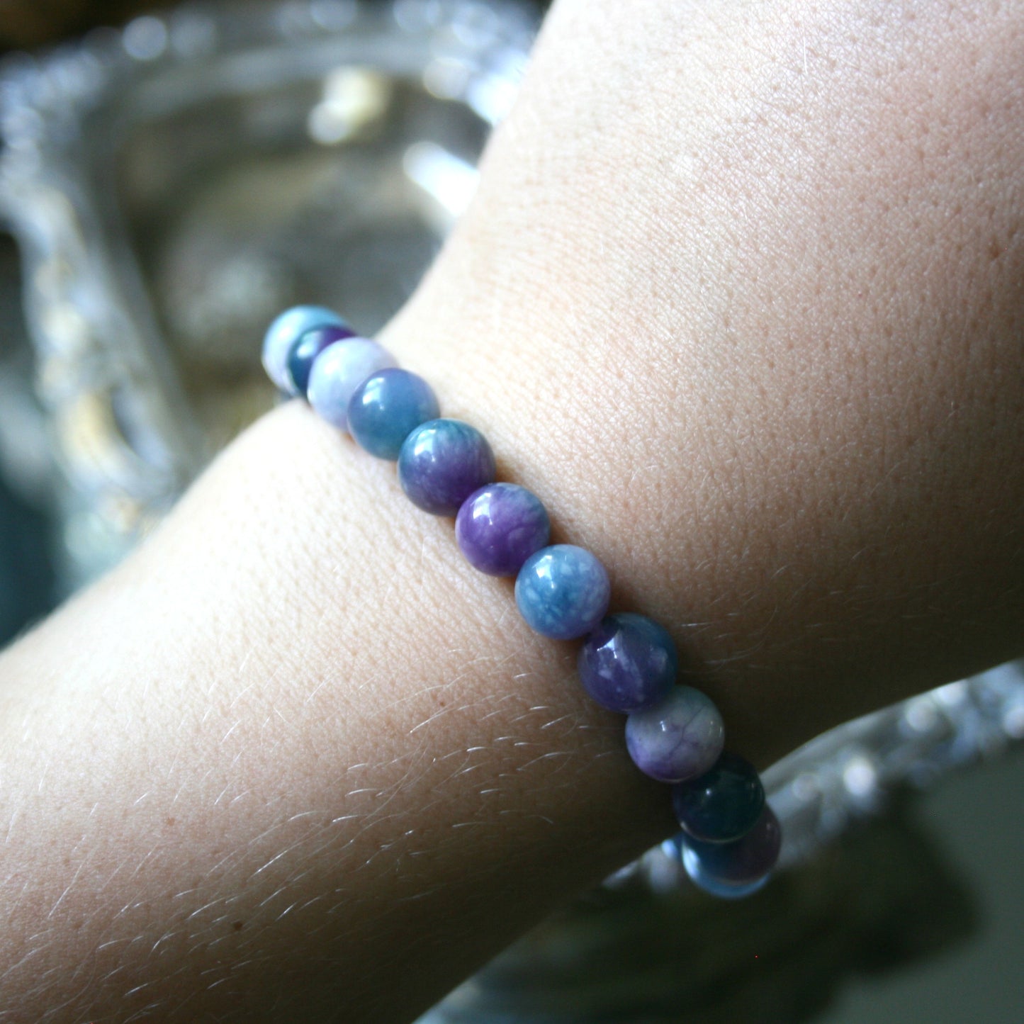 8mm Round Purple and Blue Agate Bead Bracelet