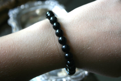 8.5mm Round Black Onyx Bead Bracelet