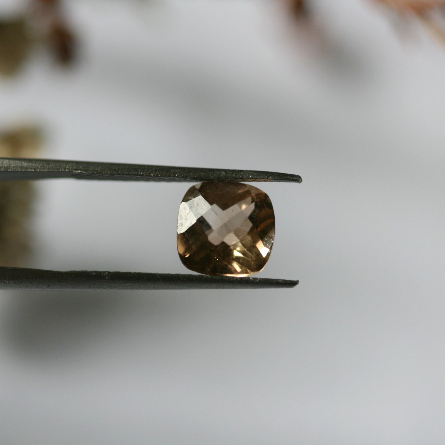 1.8ct Champagne Topaz - Cushion Cut - 7.1x7mm