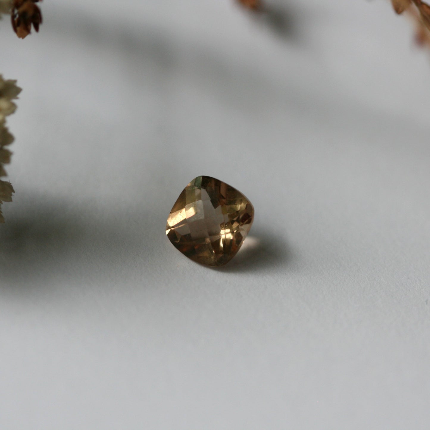 1.8ct Champagne Topaz - Cushion Cut - 7.1x7mm