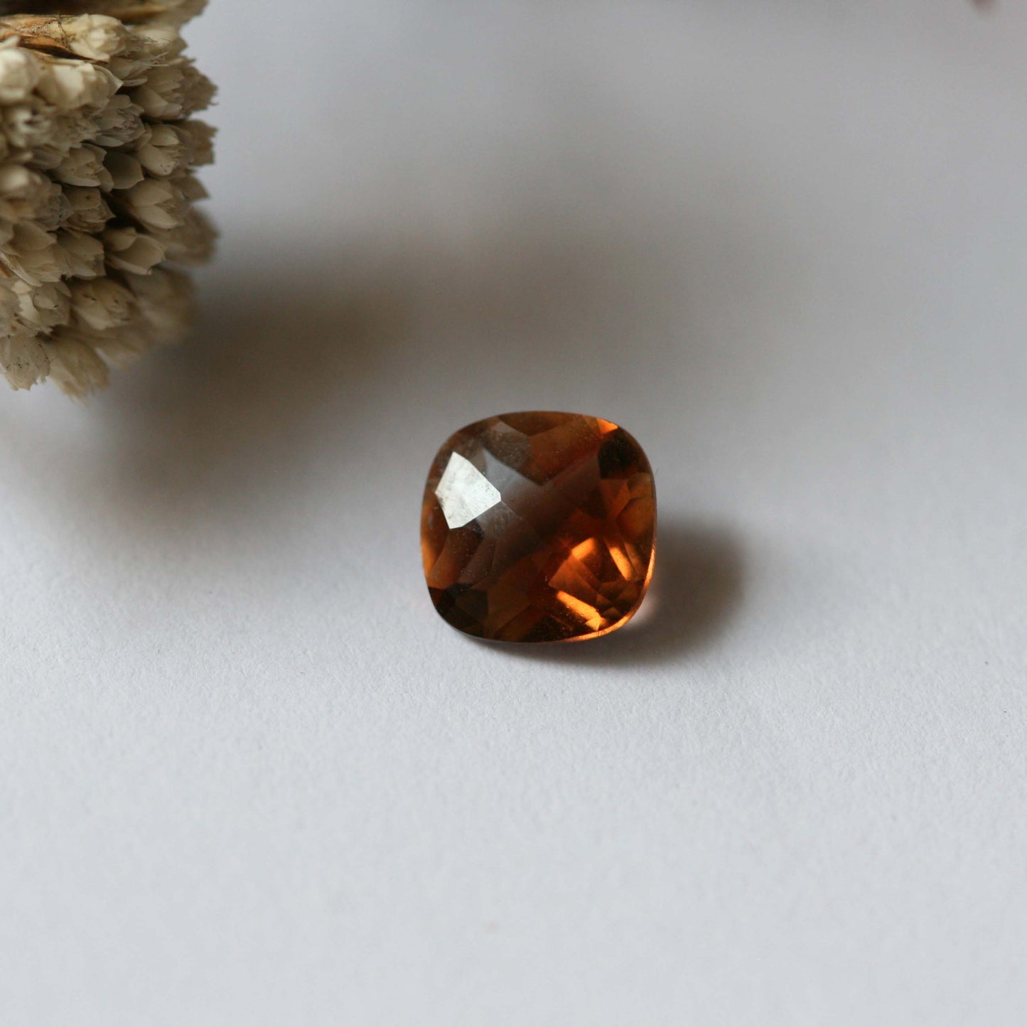 1.2ct Champagne Topaz - Cushion Cut - 7x7mm