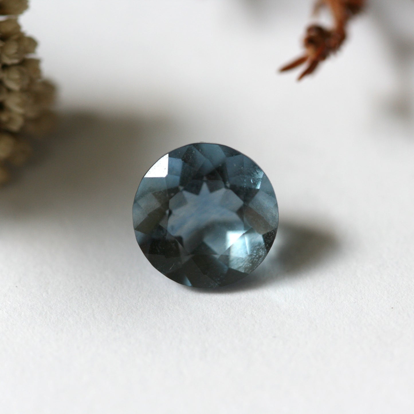 3.2ct Fluorite - Round Cut - 9mm