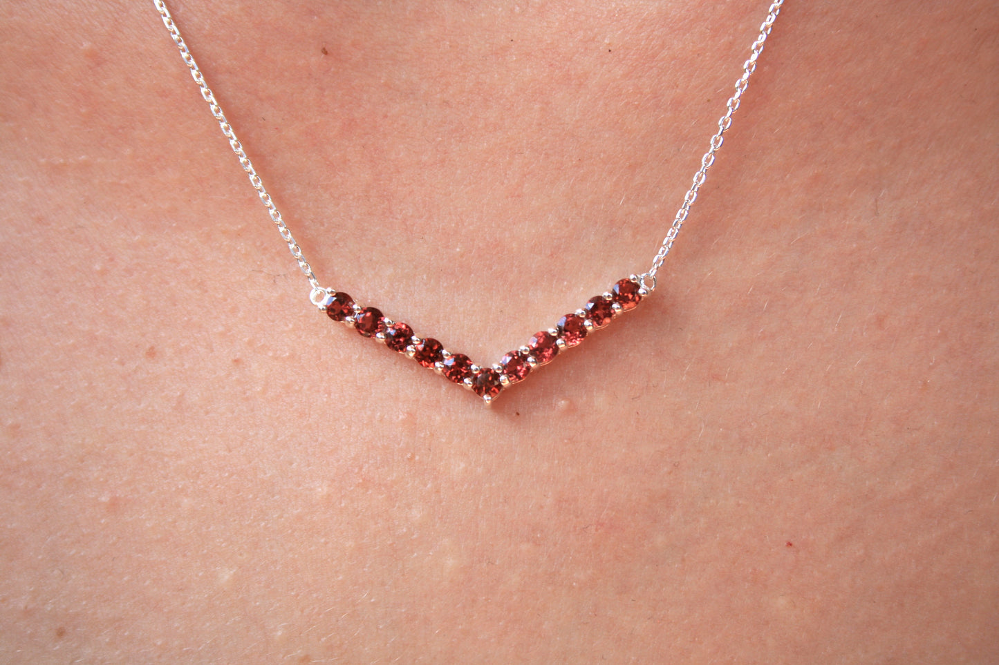 45cm Silver & Rhodolite Garnet Necklace